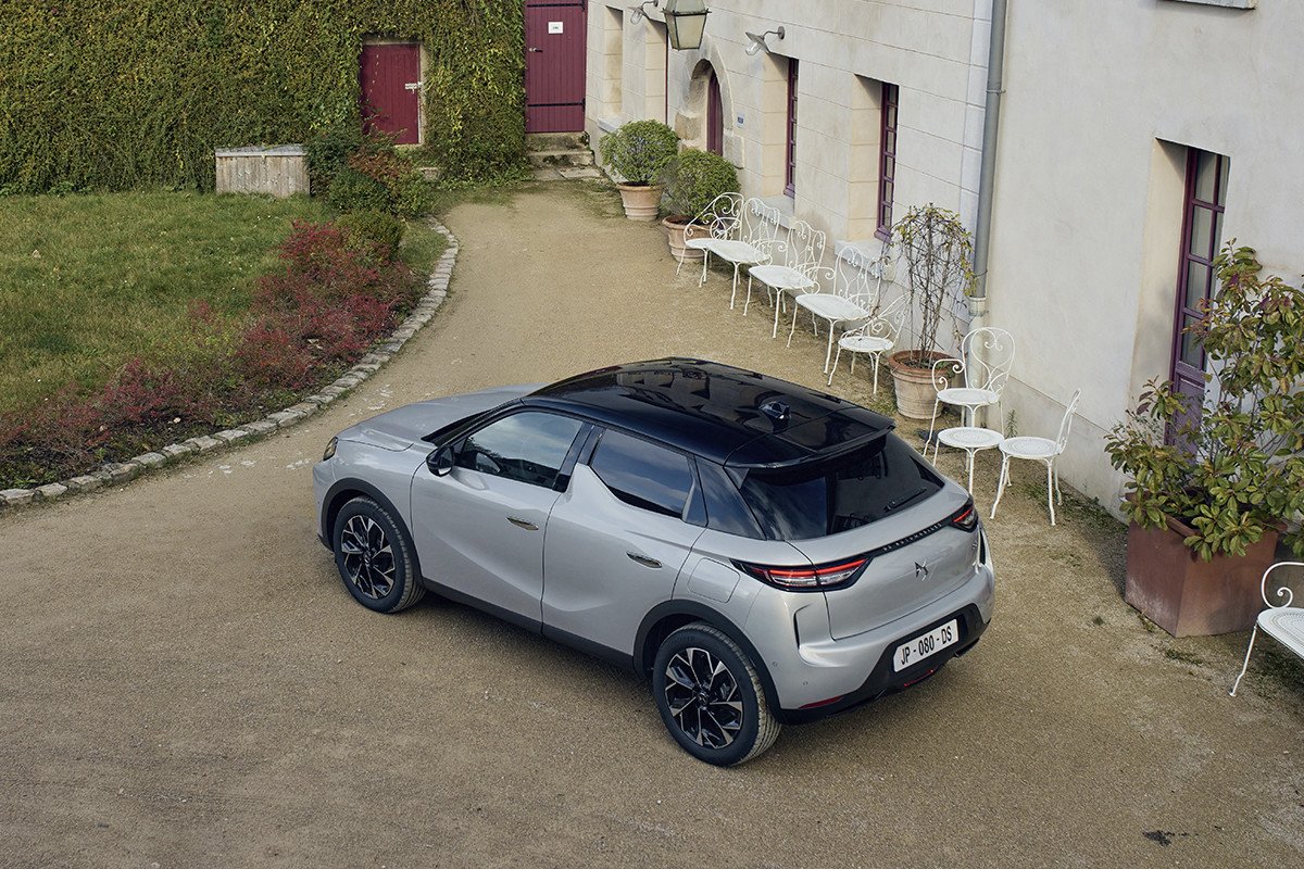 Los nuevos DS3 y DS4 montan un motor con hibridación ligera y etiqueta ECO