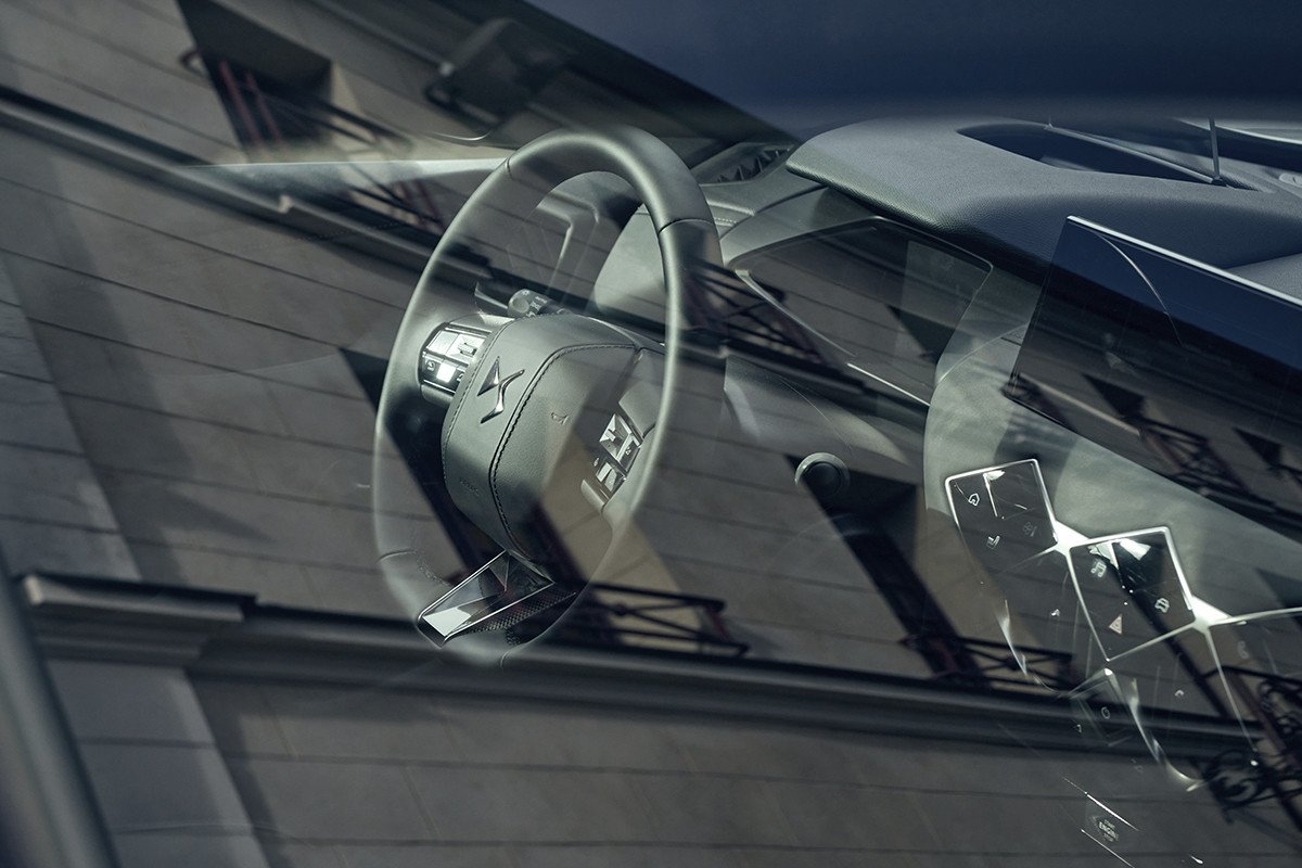 Los nuevos DS3 y DS4 montan un motor con hibridación ligera y etiqueta ECO