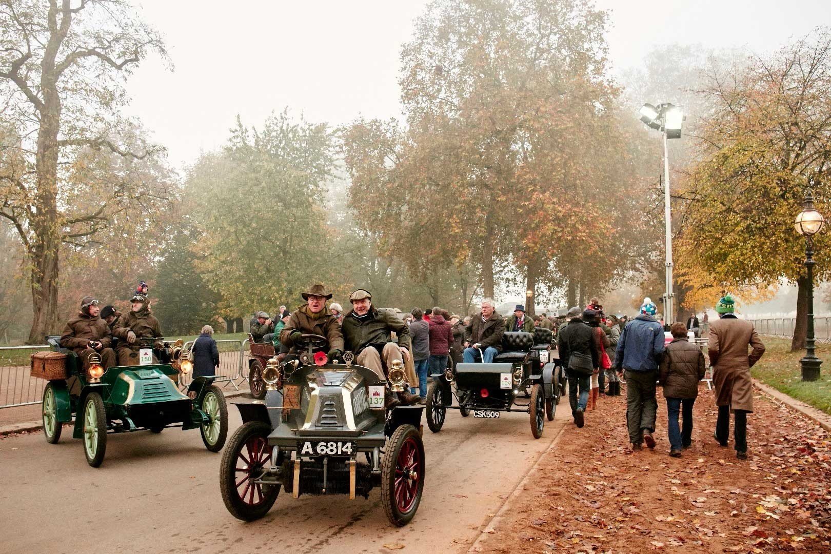 La London-Brighton 2016 honra a Benz y Daimler