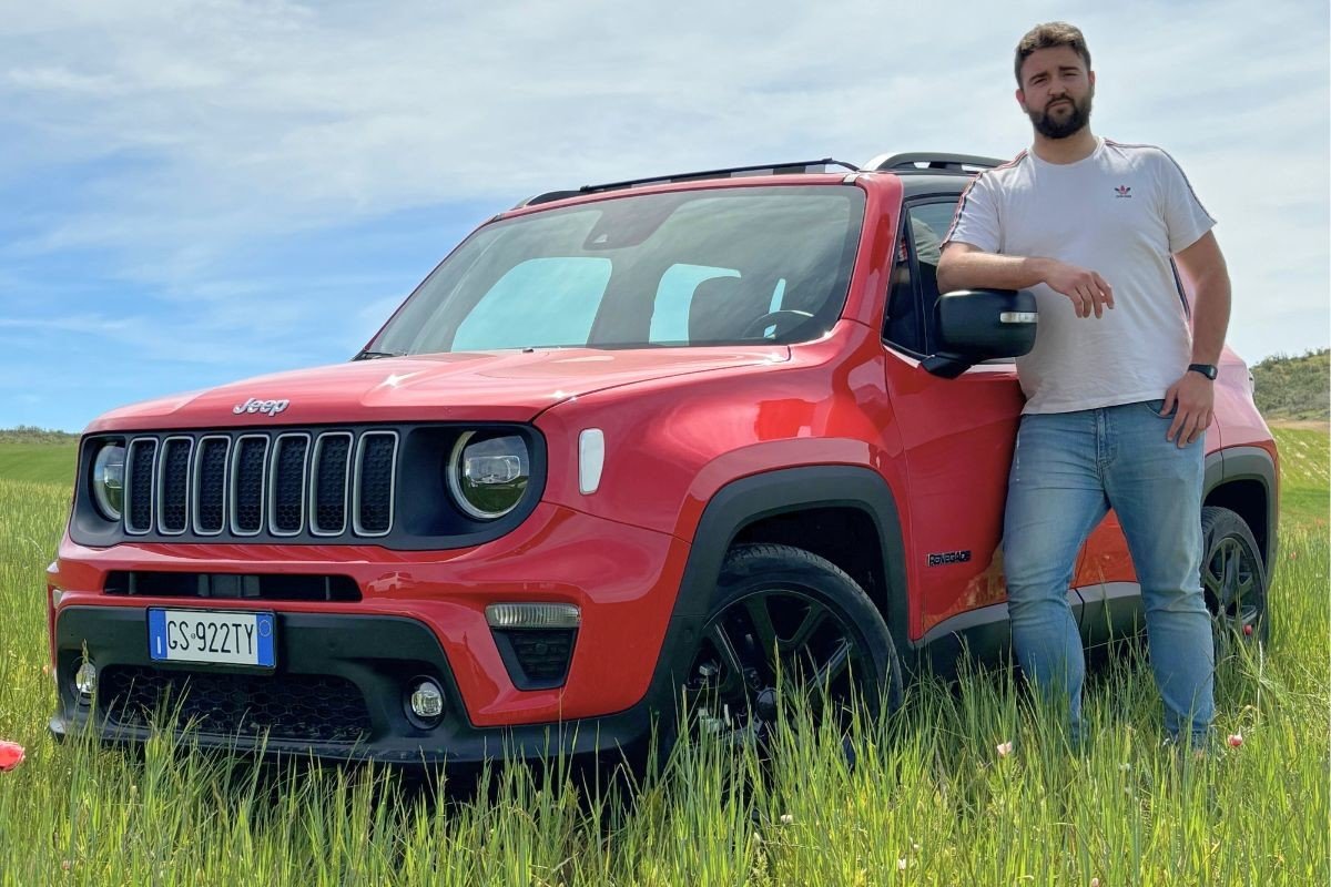 Prueba dinámica del Jeep Renegade 2024: motor mild-hybrid e interior bien actualizado