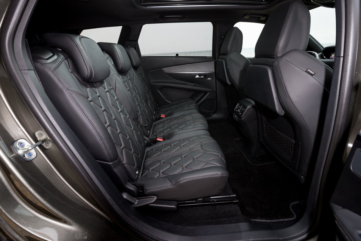 Guía de compra del Peugeot 5008: análisis del interior