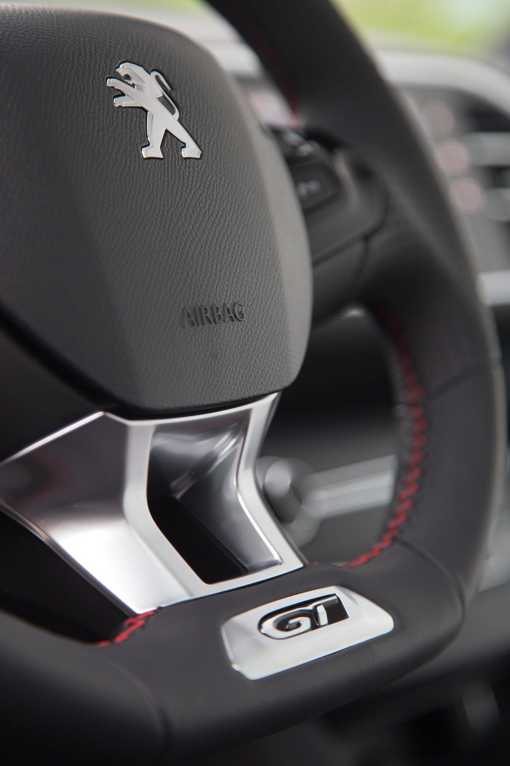 Nuevo Peugeot 308 BlueHDI 180, un GTI diésel