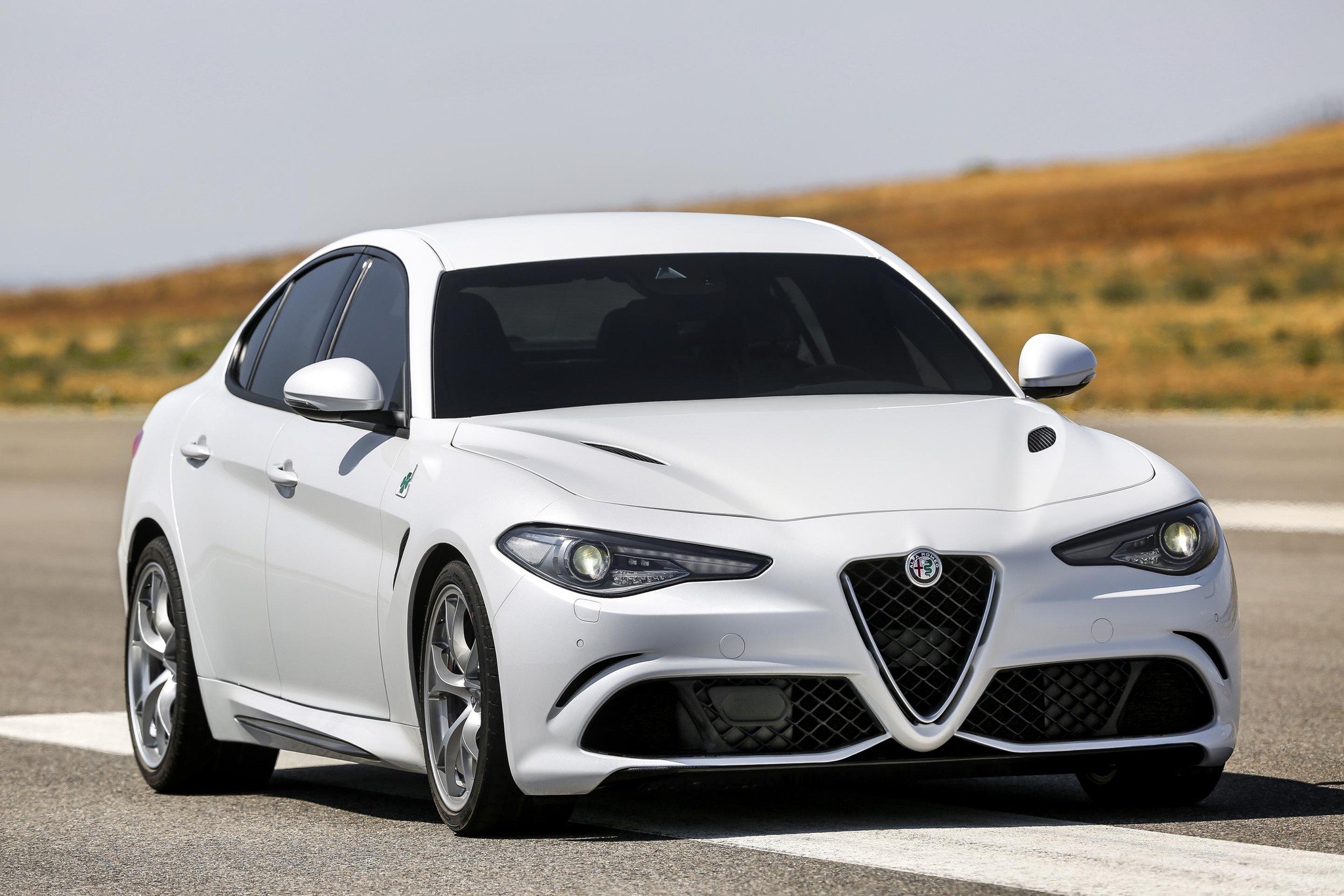 Nuevo Alfa Romeo Giulia Quadrifoglio, deportivo sin complejos