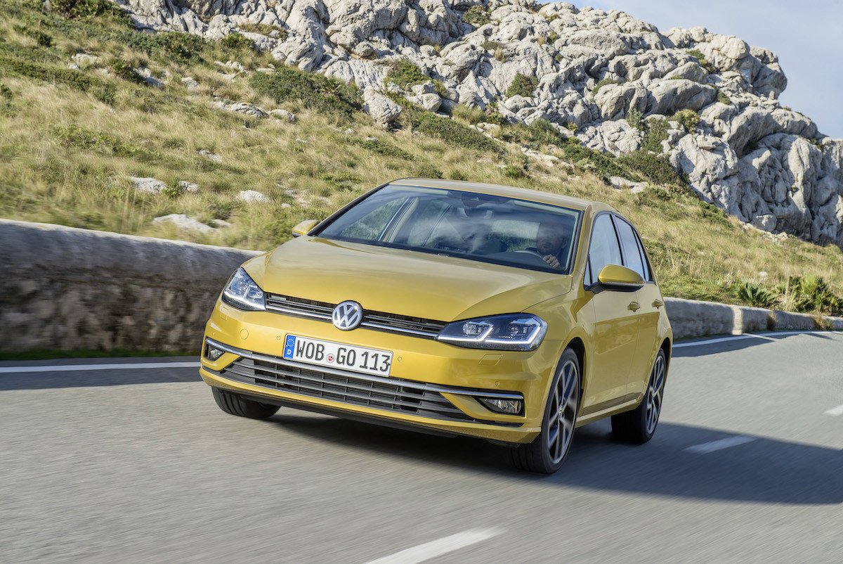 Cuál es mejor, Volkswagen T-Roc o Volkswagen Golf, pros y contras