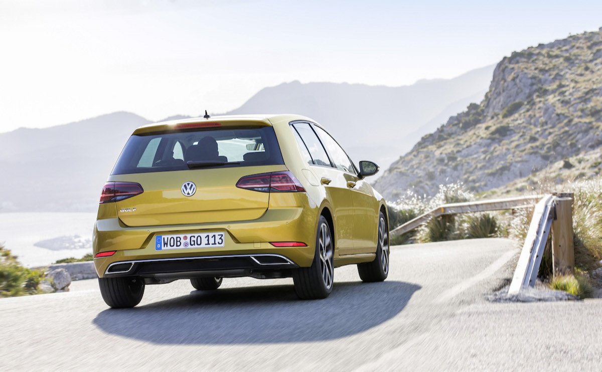 Cuál es mejor, Volkswagen T-Roc o Volkswagen Golf, pros y contras