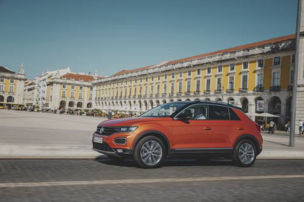 Cuál es mejor, Volkswagen T-Roc o Volkswagen Golf, pros y contras