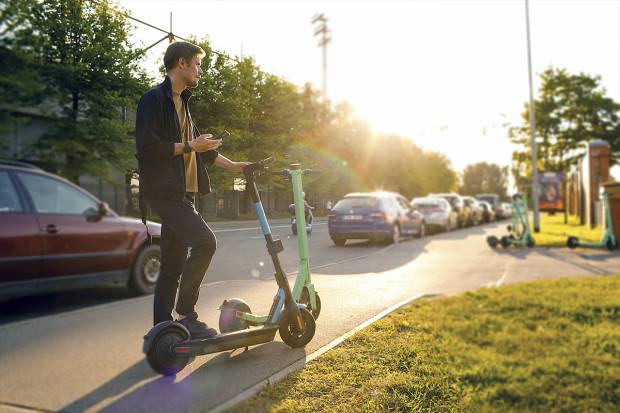 Qué pasa con los patinetes eléctricos que ya no se pueden usar en el transporte público
