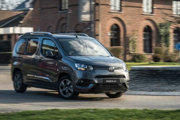 Toyota Proace City Verso: precio, equipamiento, versiones y fotos