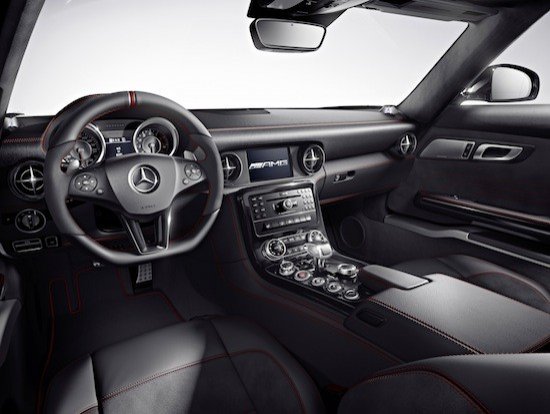 Mercedes SLS AMG GT, más potente y deportivo