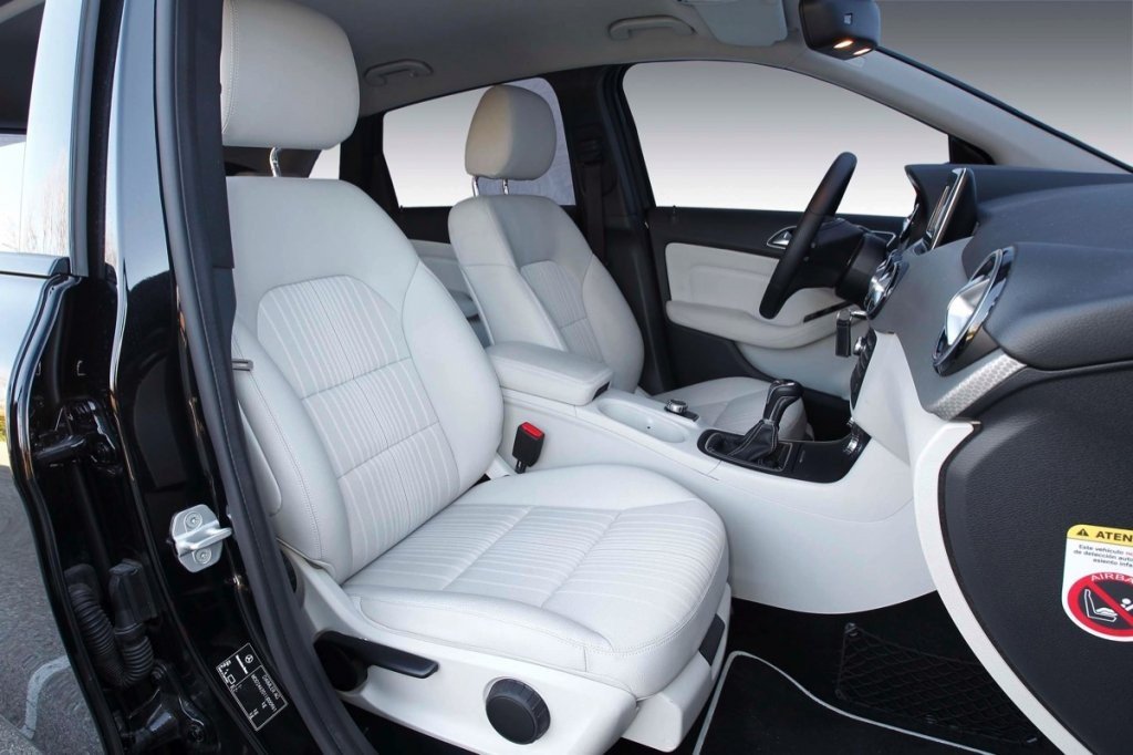 Prueba: Mercedes Clase B, monovolumen con aire deportivo