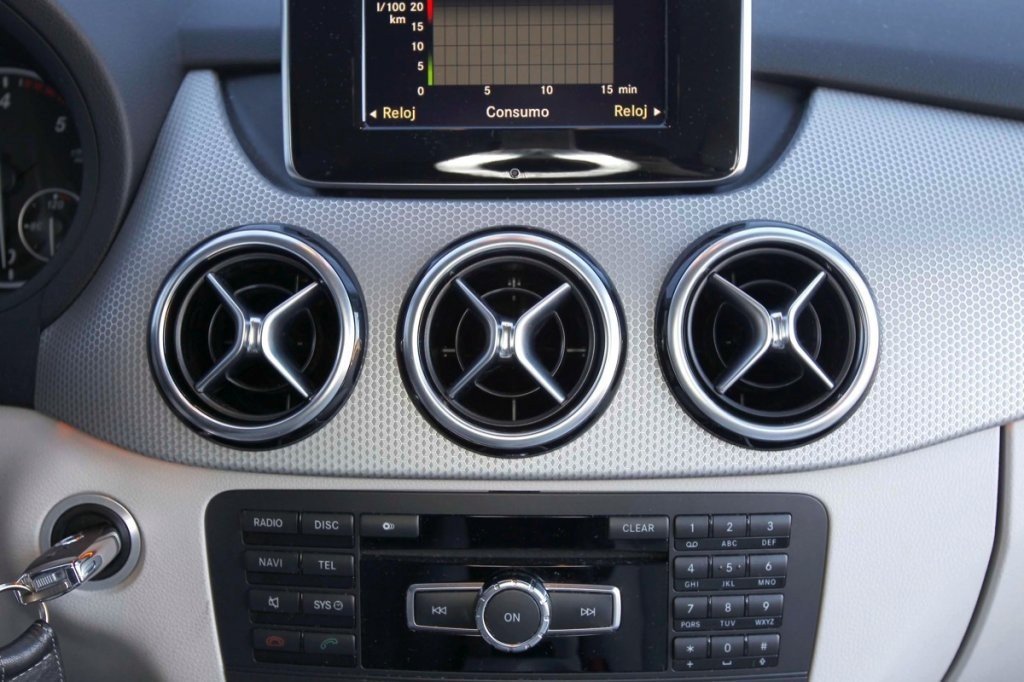 Prueba: Mercedes Clase B, monovolumen con aire deportivo