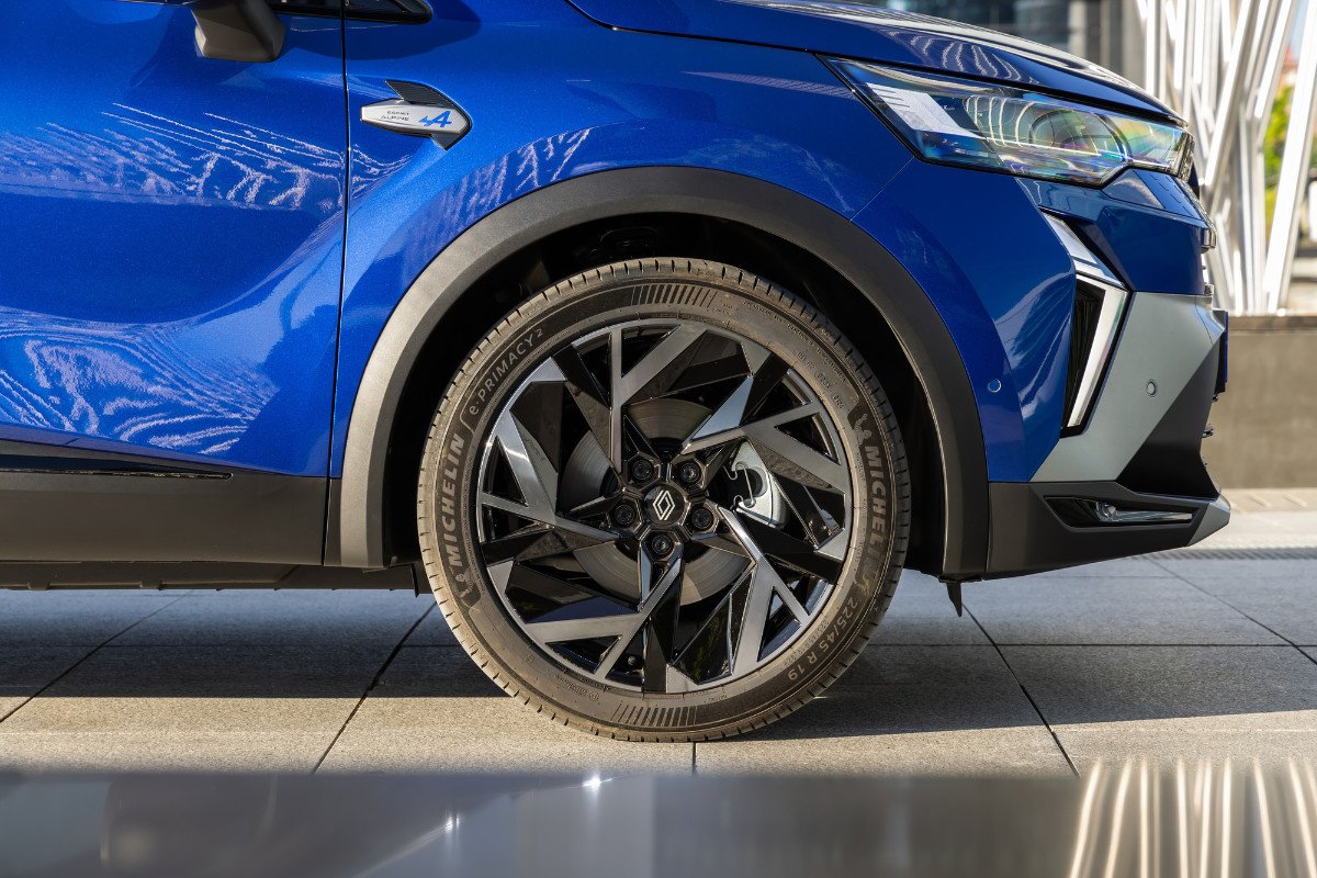 Nuevo Renault Captur 2024: todo lo que cambia del SUV francés fabricado en Valladolid