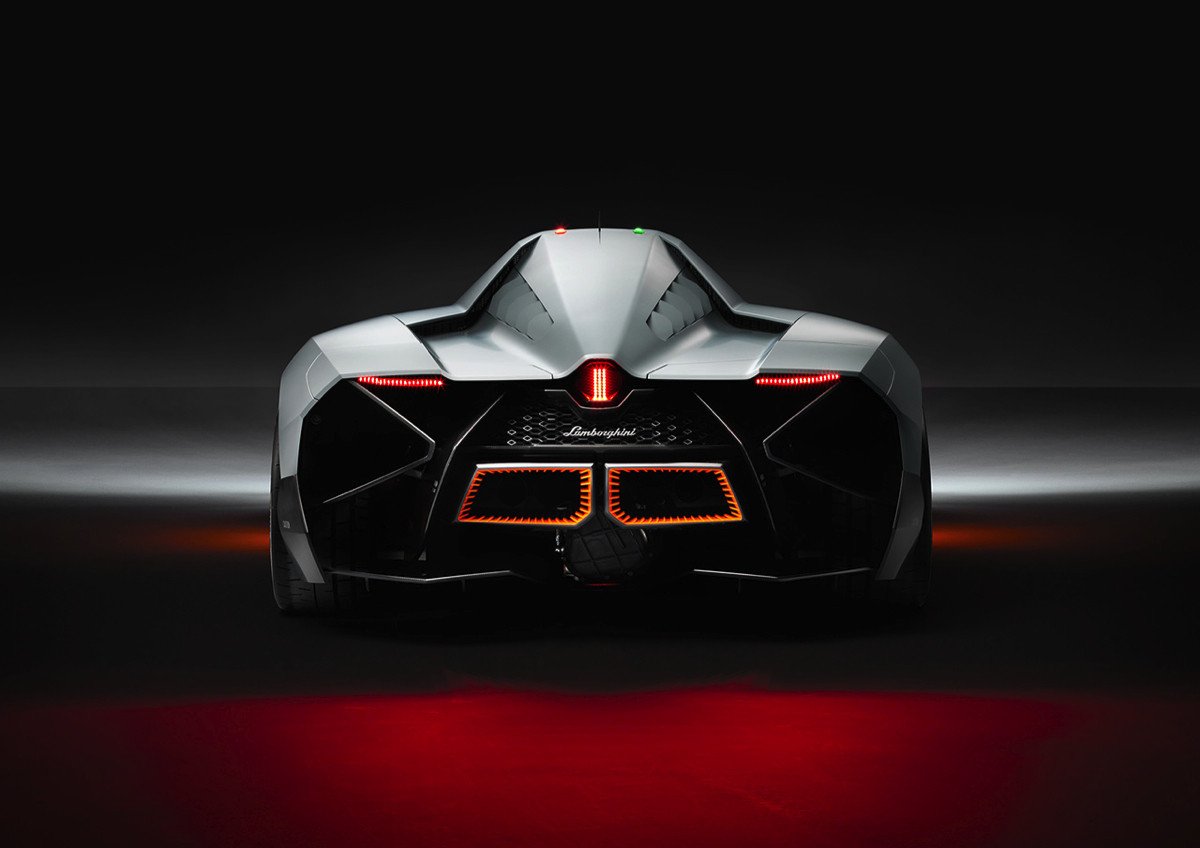 Lamborghini Egoista: un monoplaza de 600 CV para celebrar un cumpleaños