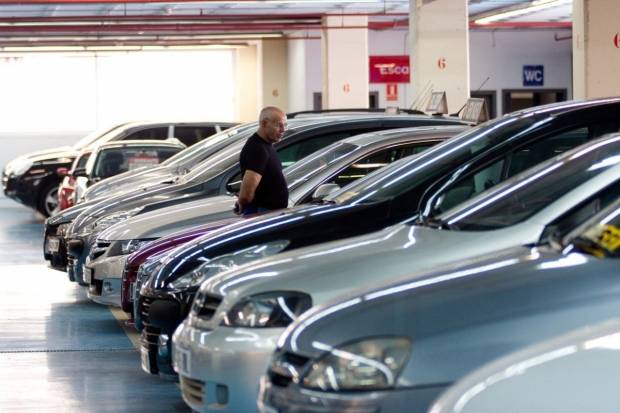5 razones por las que comprar un coche de segunda mano a final de año.