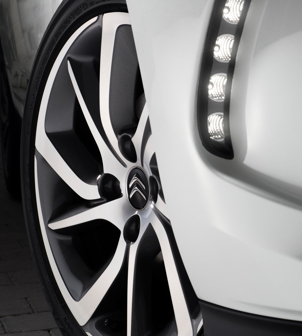 Los Citroën DS3 y DS3 Cabrio se renuevan en septiembre