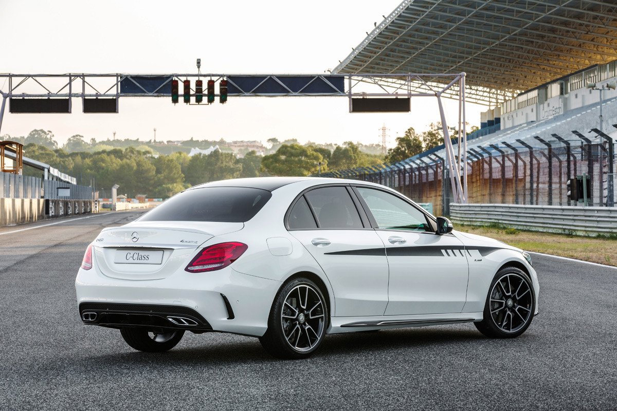 El Mercedes Clase C ya tiene sus piezas AMG