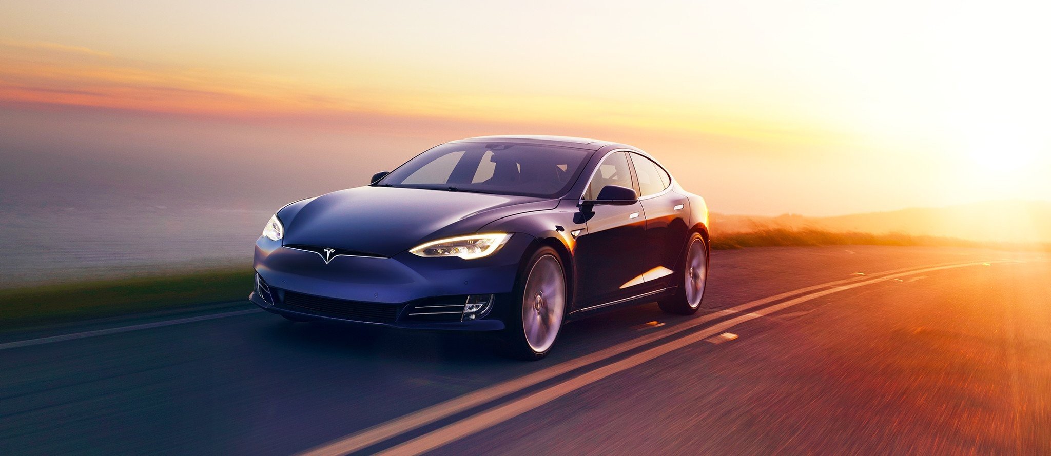 Todos los Tesla equiparán un hardware que permite la conducción autónoma