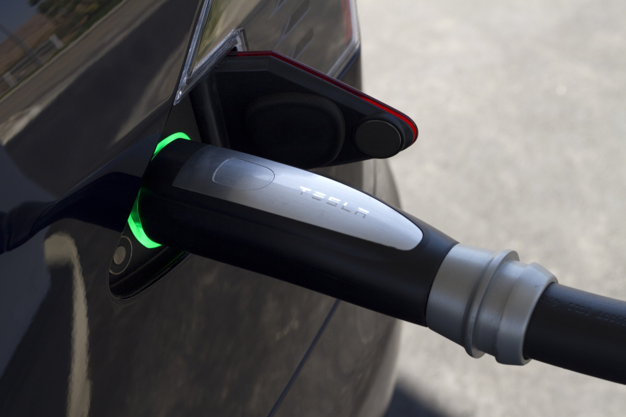Todos los Tesla equiparán un hardware que permite la conducción autónoma