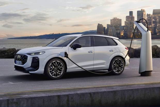Nuevo Audi Q3 híbrido enchufable: Menos 7.000€ del MOVES y casi 120 km de autonomía 
