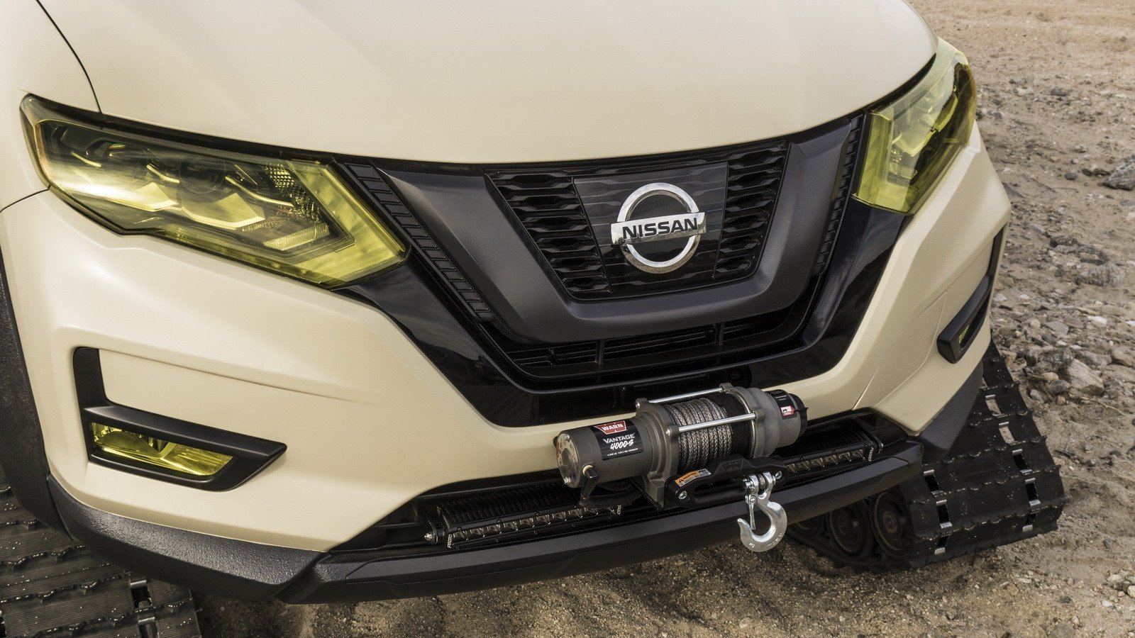 Nissan Rogue Trail Warrior Project: orugas en vez de ruedas