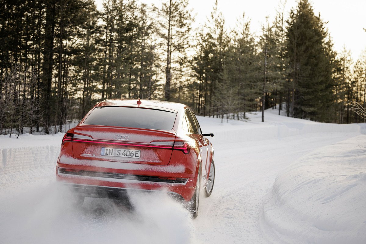 Cómo hace sus pruebas secretas Audi en la nieve de sus futuros modelos