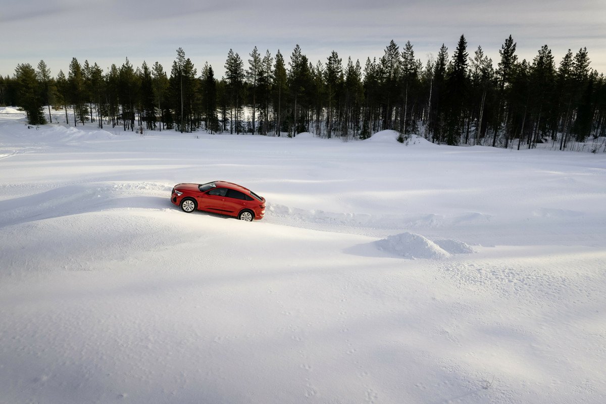 Cómo hace sus pruebas secretas Audi en la nieve de sus futuros modelos