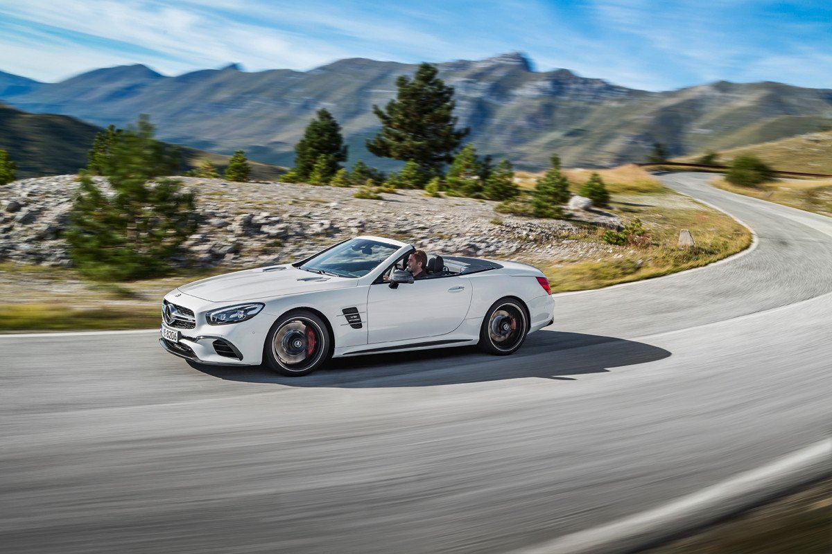 El Mercedes SL se renueva en 2016
