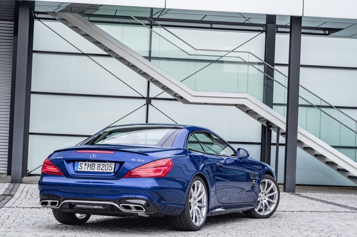 El Mercedes SL se renueva en 2016
