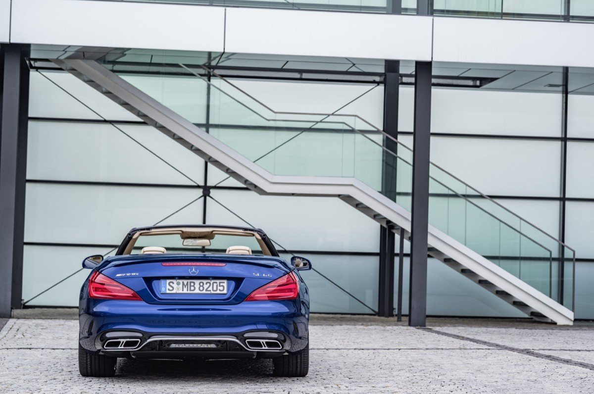 El Mercedes SL se renueva en 2016