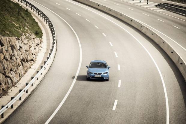 Consejos para ahorrar combustible conduciendo