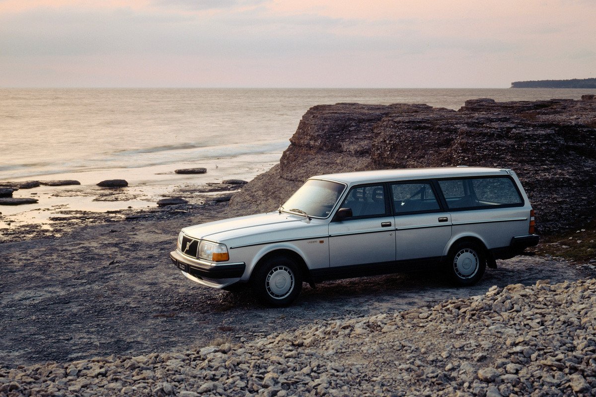Volvo lanzará el V90, repasamos sus antecesores