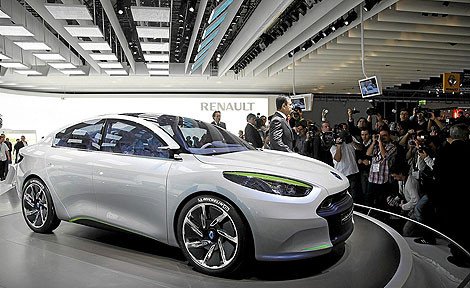 Coches Eléctricos: ¿Hay electricidad para todo?