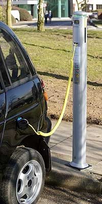 Coches Eléctricos: ¿Hay electricidad para todo?