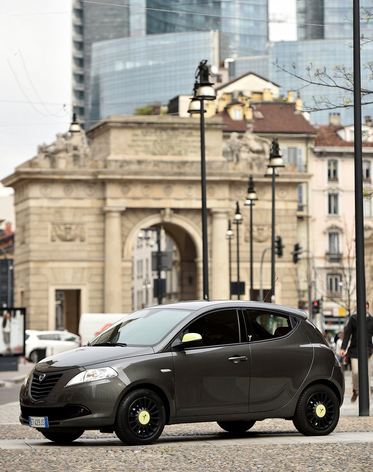 El Lancia Ypsilon estrena serie especial Elefantino ’14