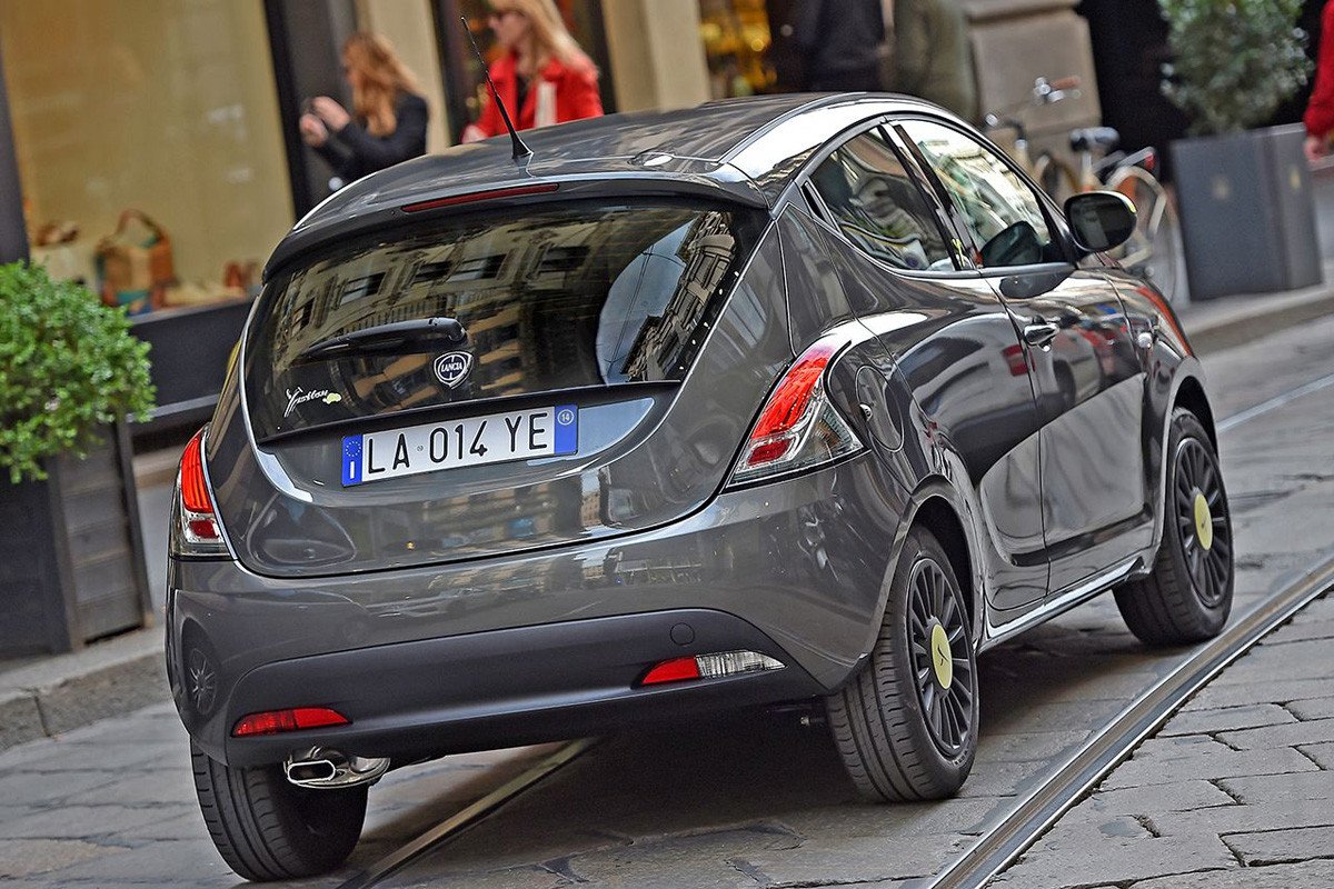 El Lancia Ypsilon estrena serie especial Elefantino ’14