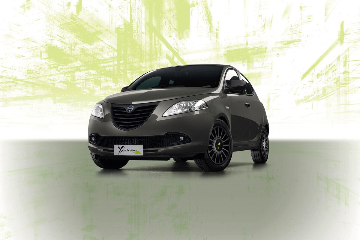 El Lancia Ypsilon estrena serie especial Elefantino ’14