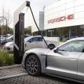 Porsche ya tiene su turbocargador: carga un Taycan en 20 minutos