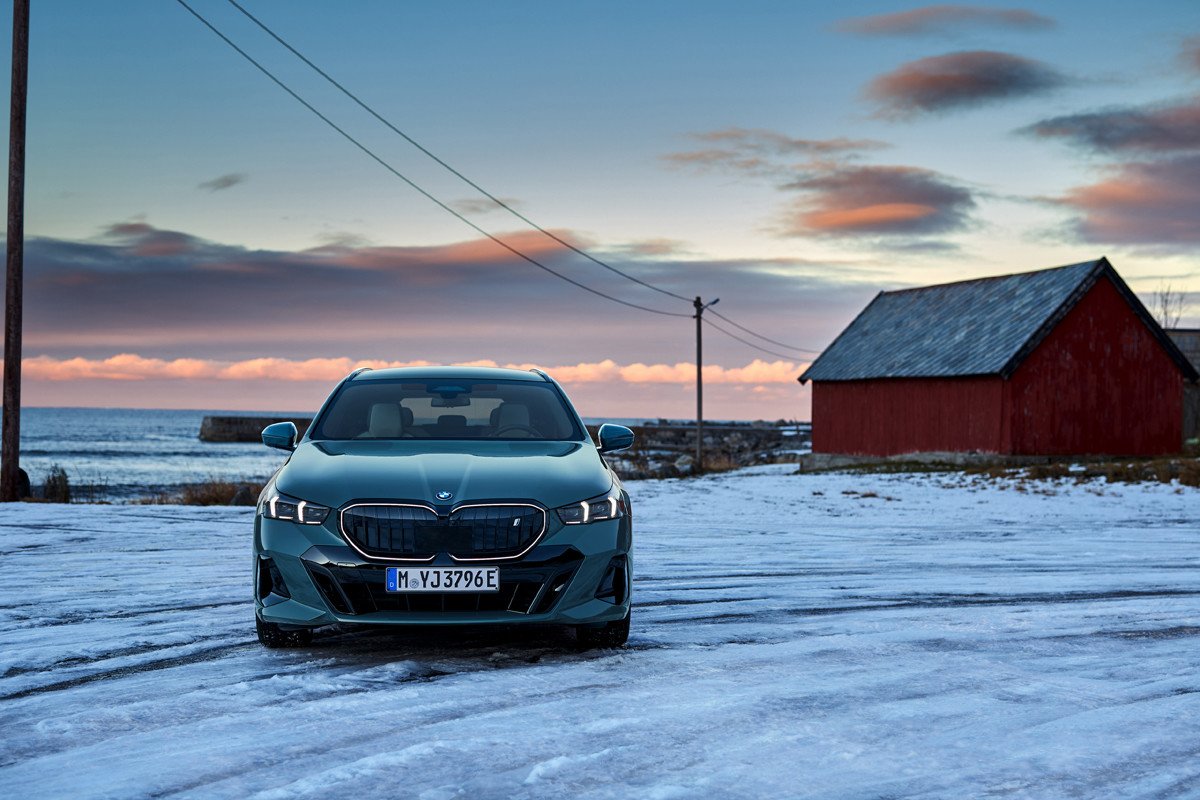 El coche familiar que estabas esperando: así es el nuevo BMW Serie 5 Touring