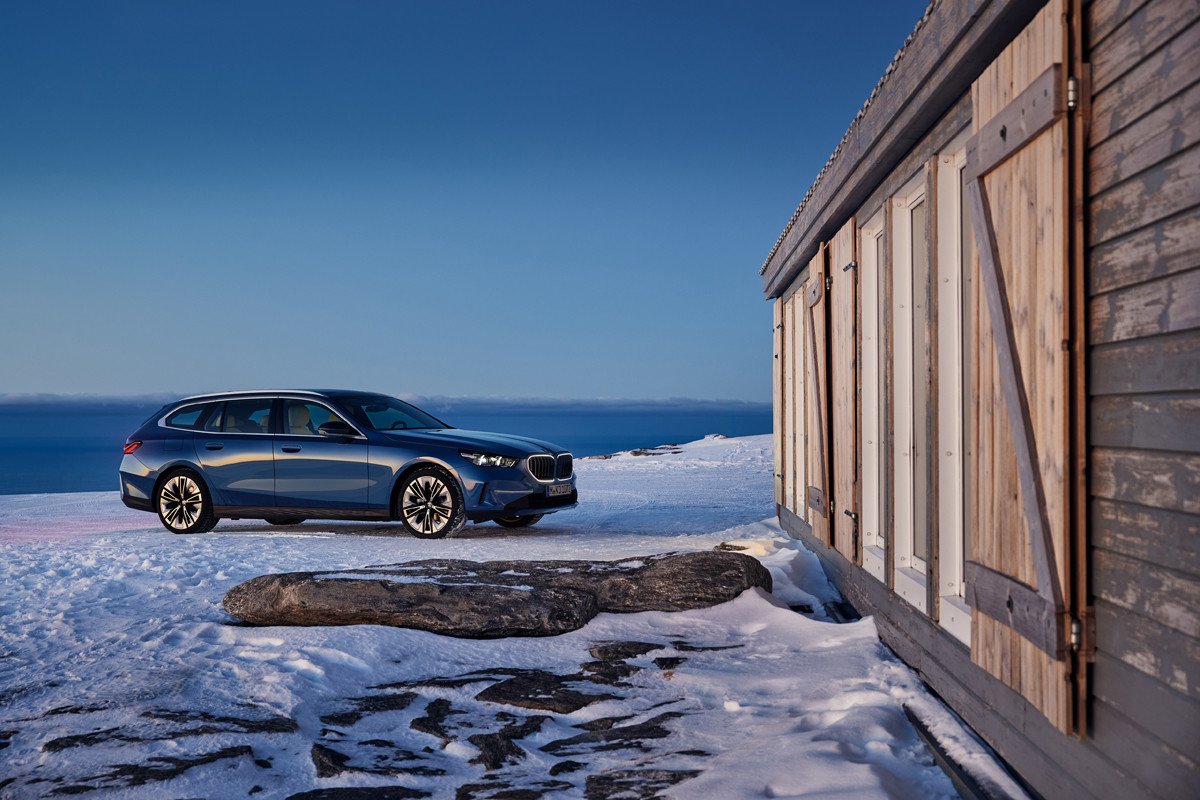 El coche familiar que estabas esperando: así es el nuevo BMW Serie 5 Touring