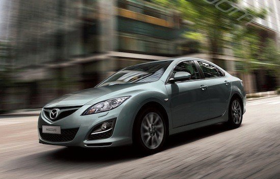 Mazda Iruka, gama de equipamiento limitada