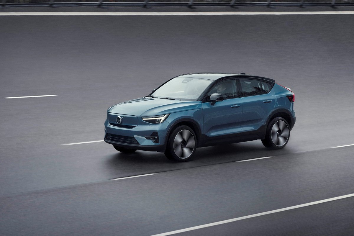 Nuevo Volvo C40: la marca sueca aumenta su gama con un SUV coupé eléctrico