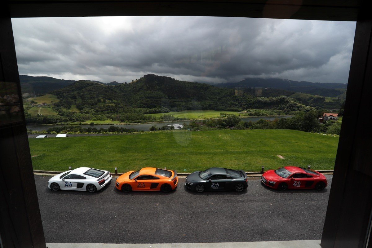 Prueba: de Madrid a Le Mans en un Audi R8 V10 plus