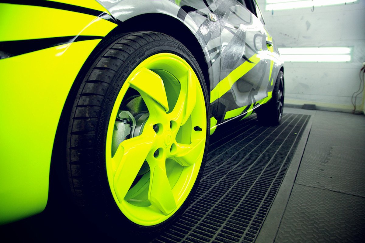 Valentino Rossi diseña un Opel Adam con fines benéficos