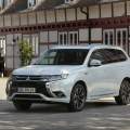 Mitsubishi Outlander PHEV 2017, sistema híbrido enchufable mejorado