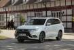 Mitsubishi Outlander PHEV 2017, sistema híbrido enchufable mejorado