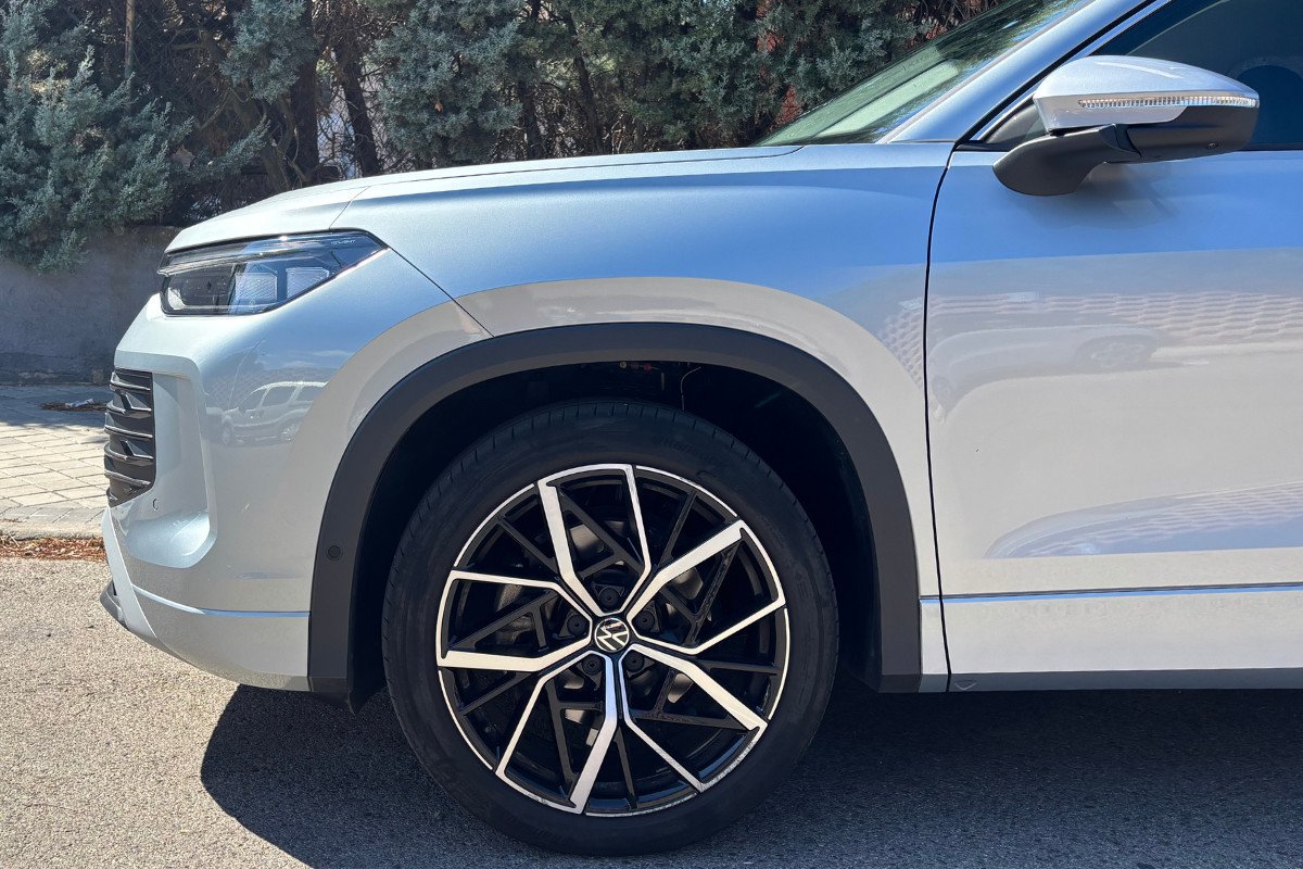 Prueba Volkswagen Tayron TDI: el SUV gigante de 7 plazas que probamos con motor diésel