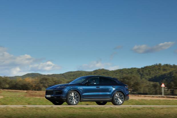 Prueba del nuevo Porsche Cayenne: el SUV que apuesta por los motores híbridos enchufables