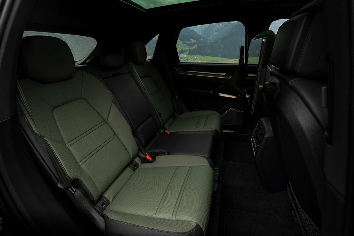 Prueba del nuevo Porsche Cayenne: el SUV que apuesta por los motores híbridos enchufables