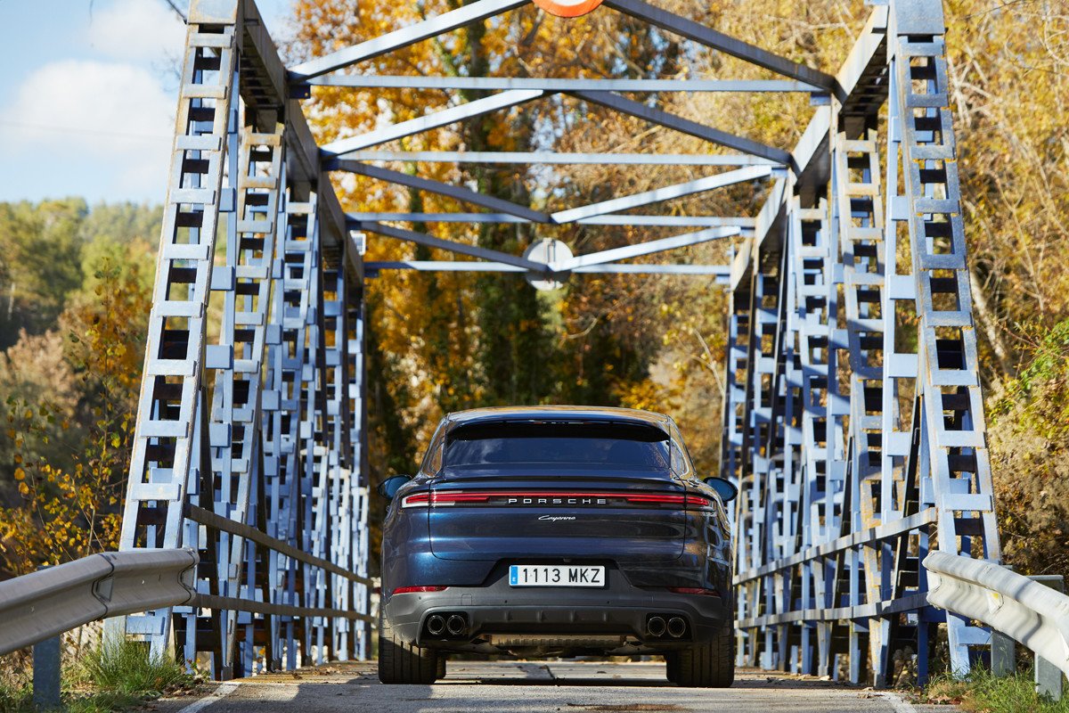 Prueba del nuevo Porsche Cayenne: el SUV que apuesta por los motores híbridos enchufables