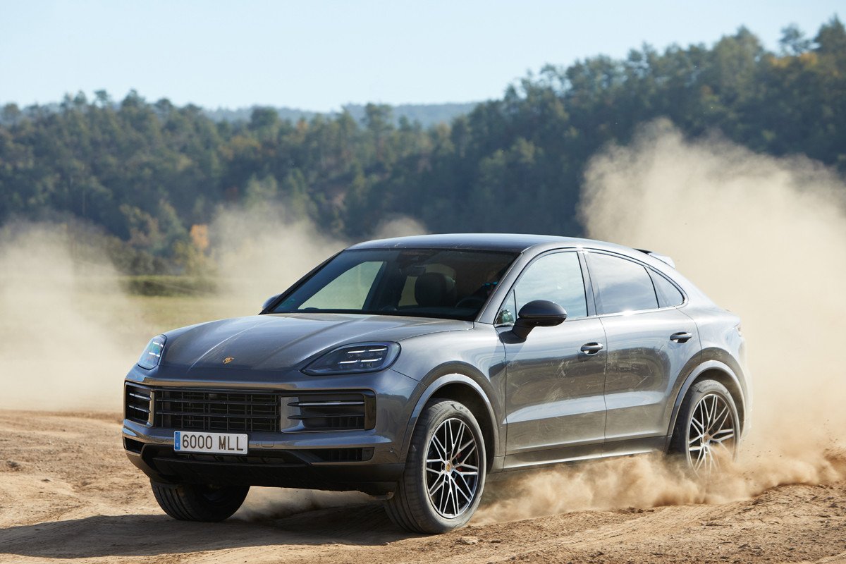 Prueba del nuevo Porsche Cayenne: el SUV que apuesta por los motores híbridos enchufables